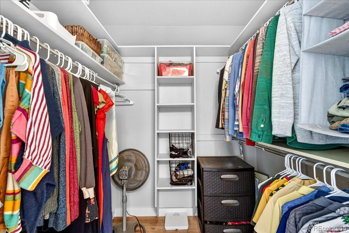 1410 S Oakland Street