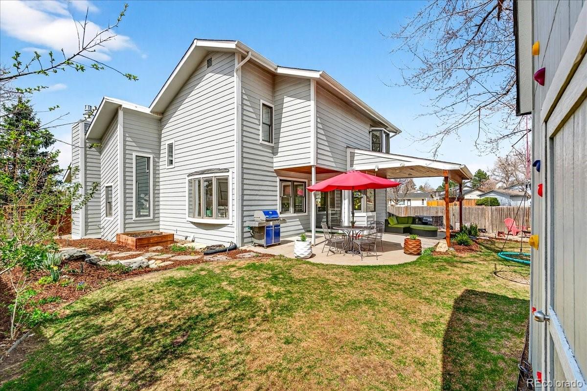 1410 S Oakland Street