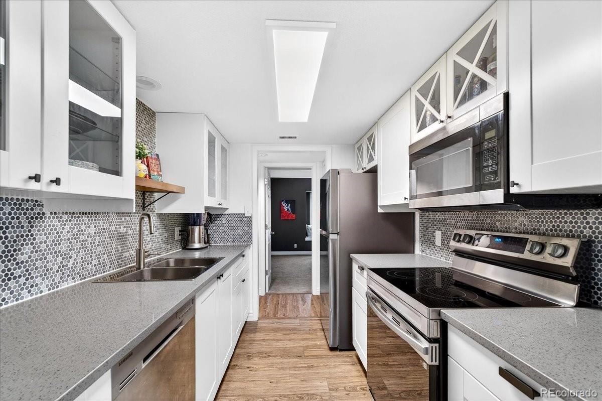 2525 S Dayton Way Unit: 2010