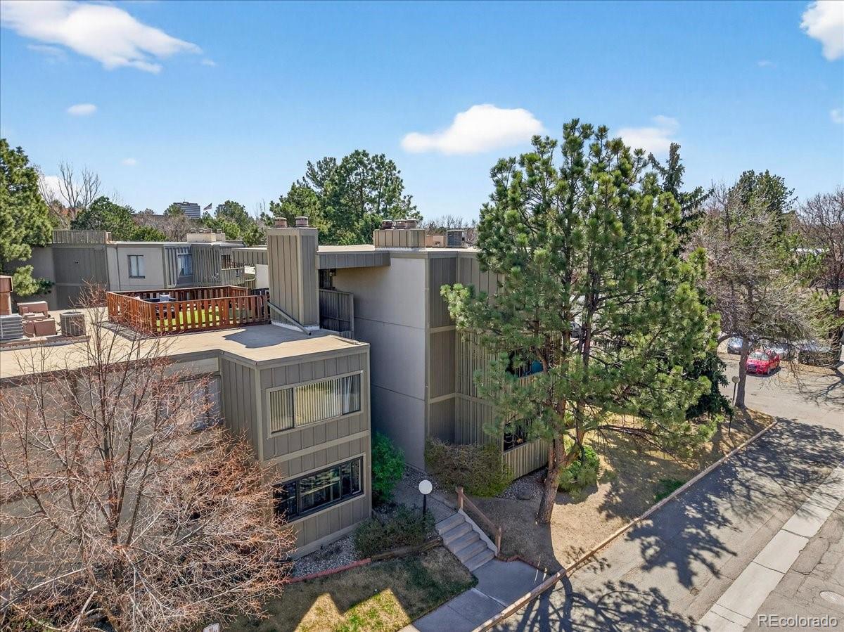 2525 S Dayton Way Unit: 2010