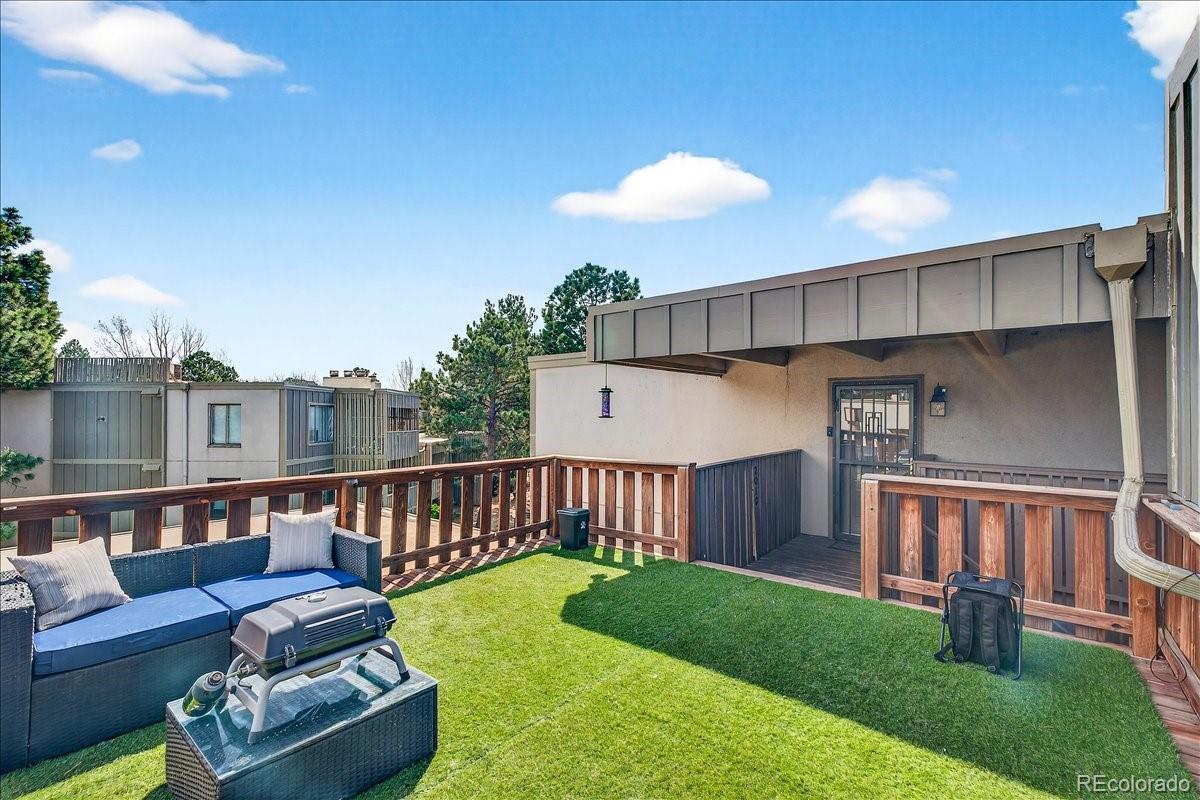 2525 S Dayton Way Unit: 2010