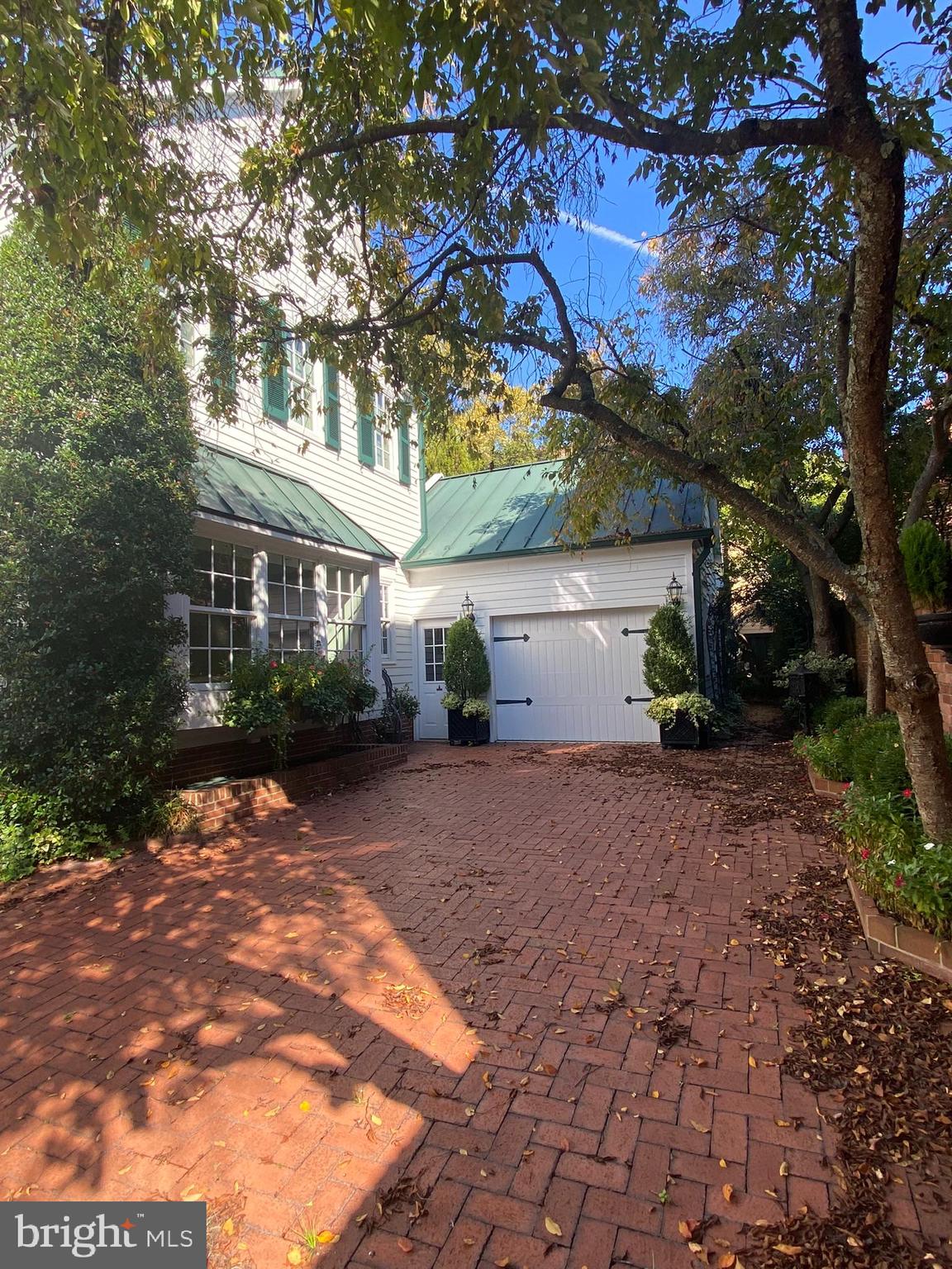 119 Wolfe STREET