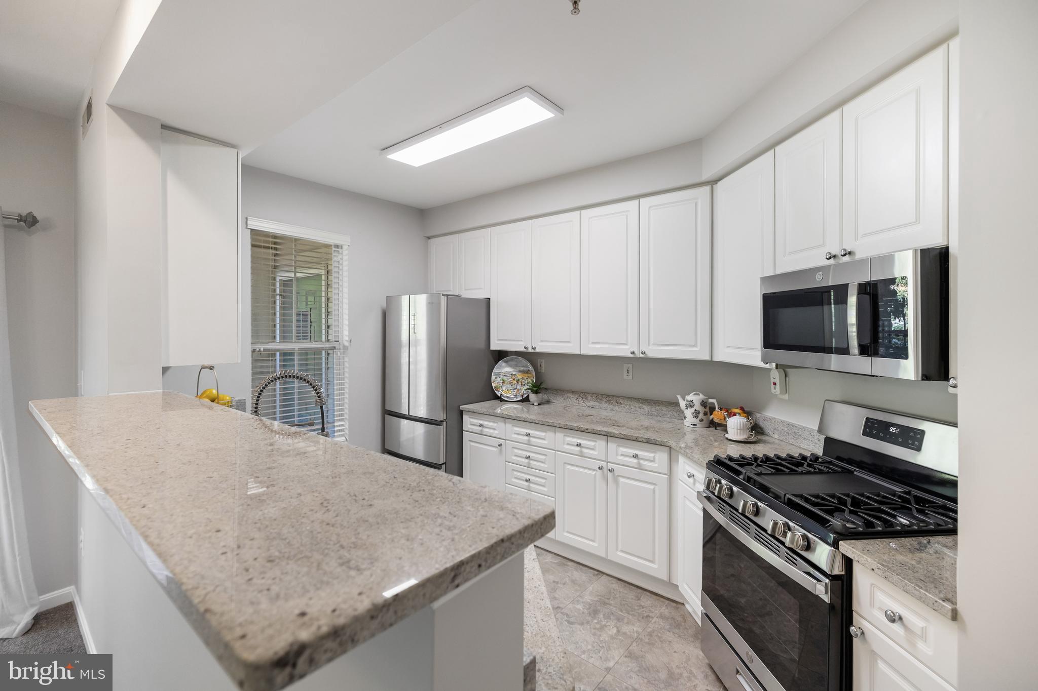 5116 Donovan Dr #307