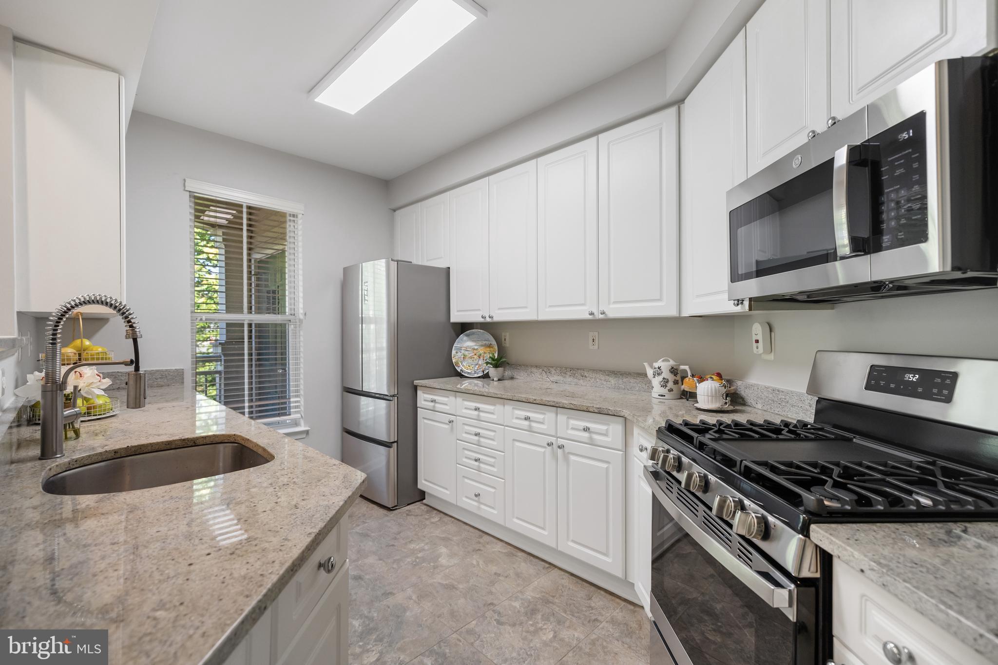 5116 Donovan Dr #307