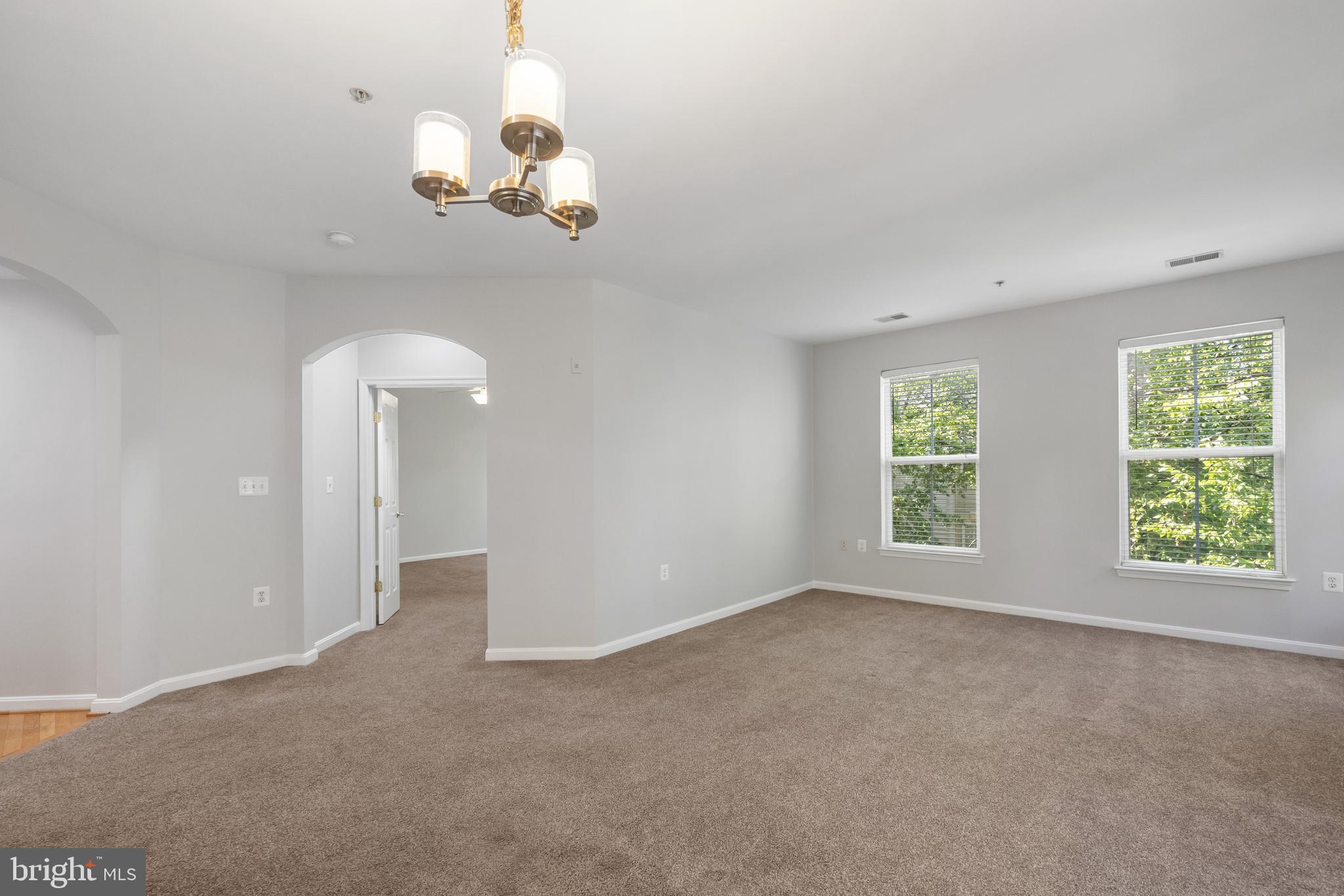 5116 Donovan Dr #307