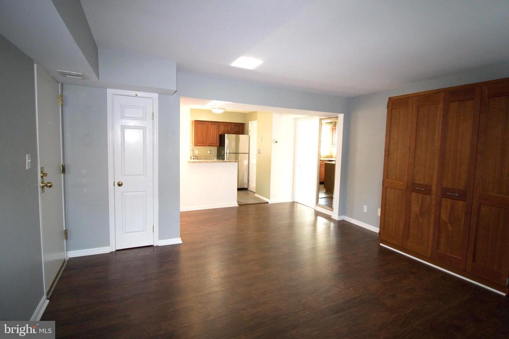 529 BASHFORD LN #2