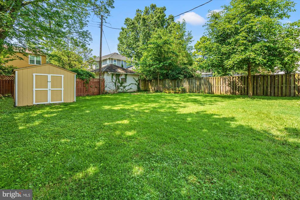 323 Clifford Ave