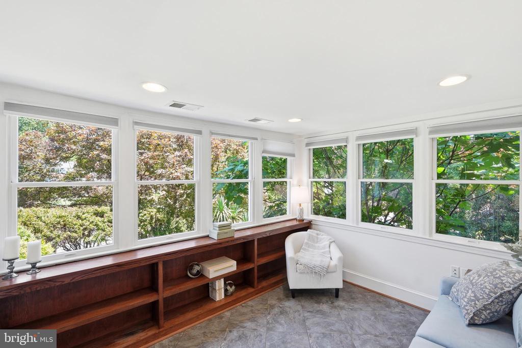 414 SKYHILL ROAD