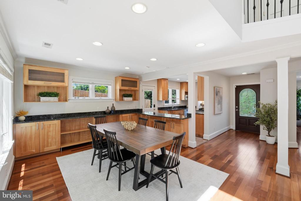 414 SKYHILL ROAD
