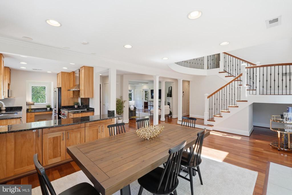 414 SKYHILL ROAD