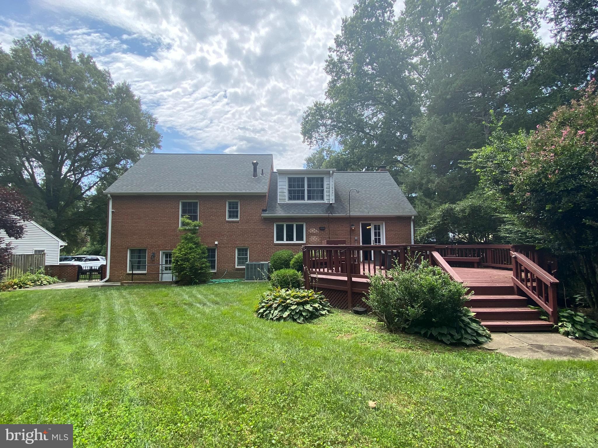1108 WAYNEWOOD BOULEVARD