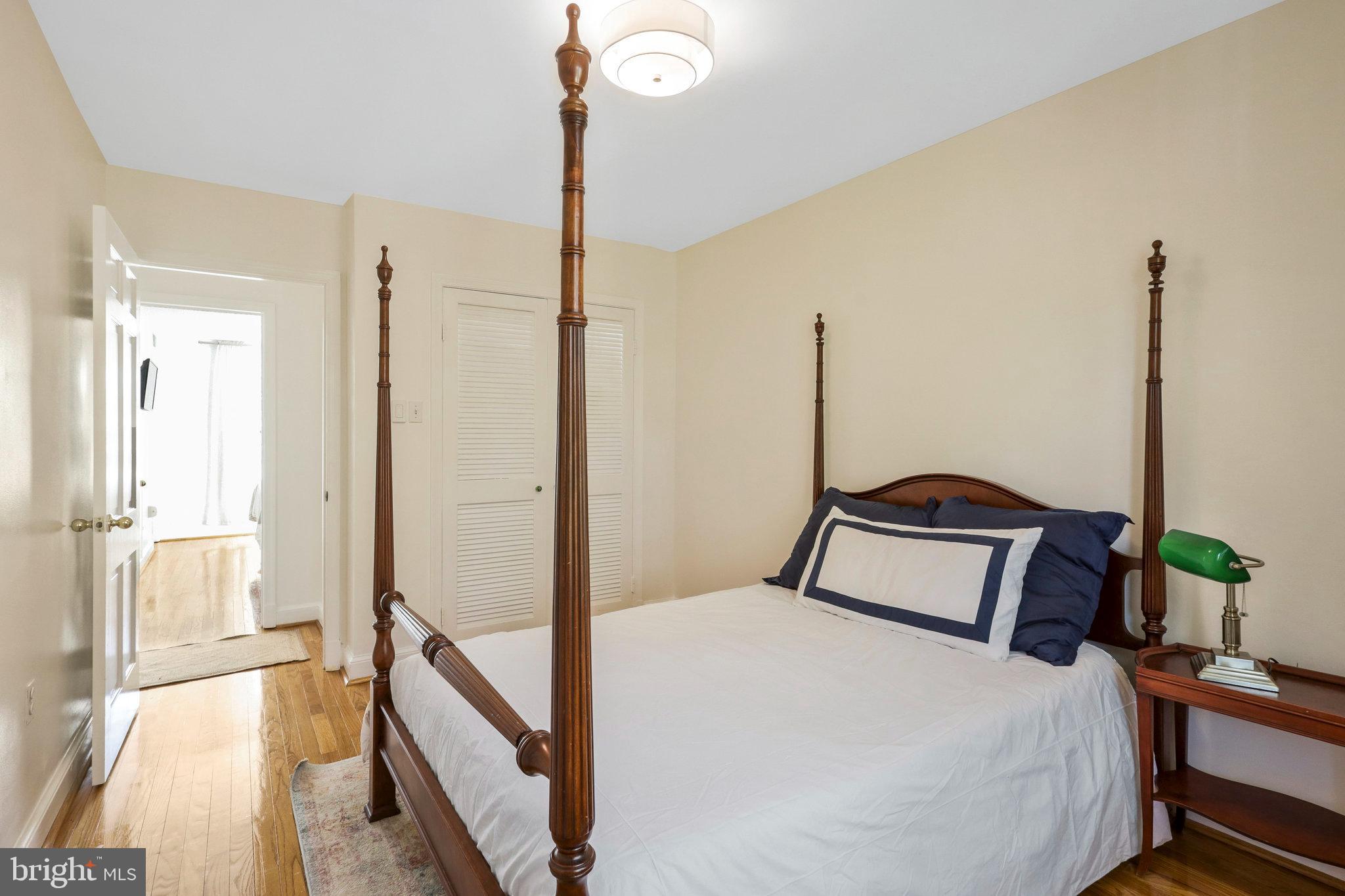 1732 Olde Towne ROAD