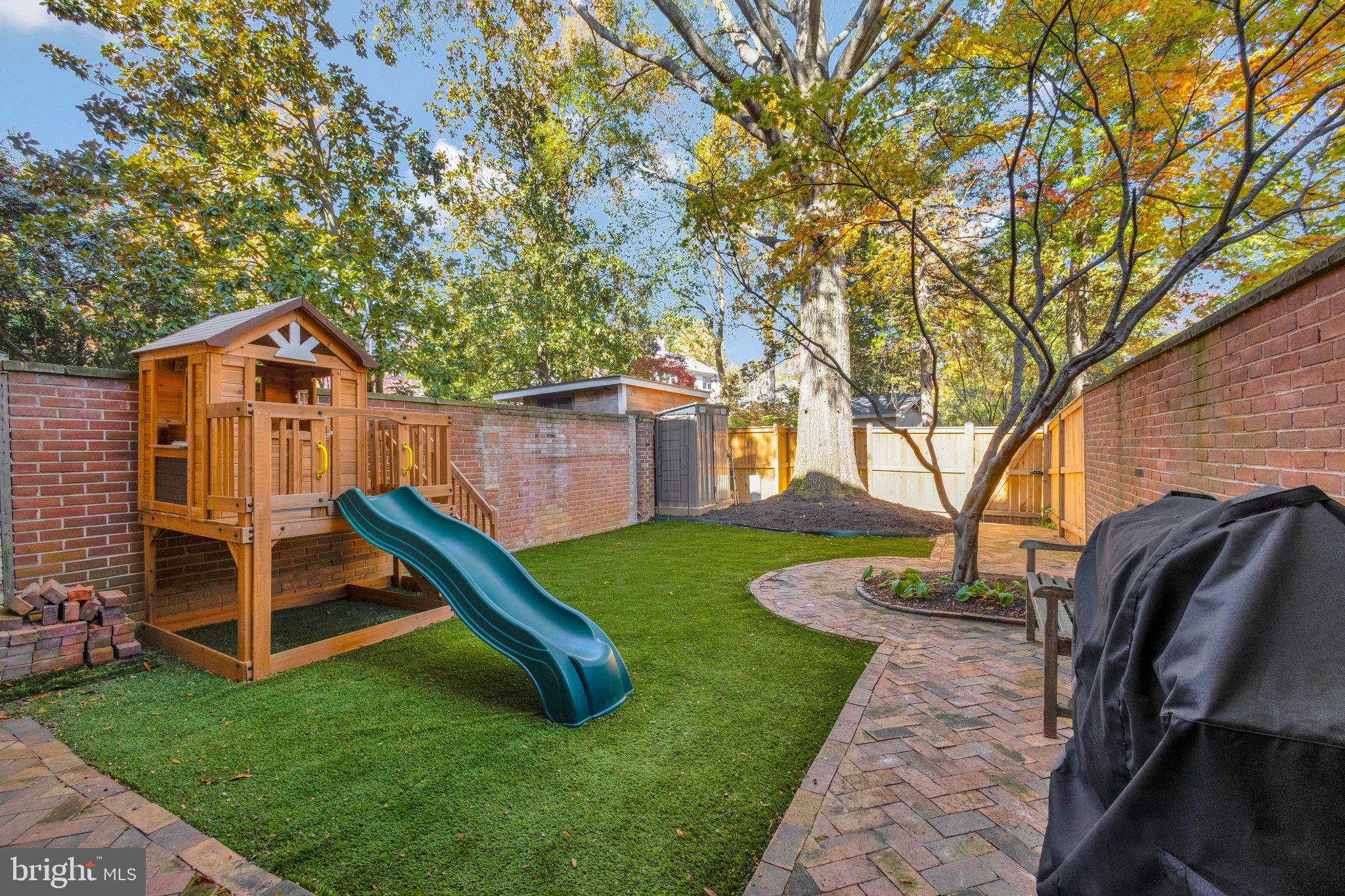 1732 Olde Towne ROAD
