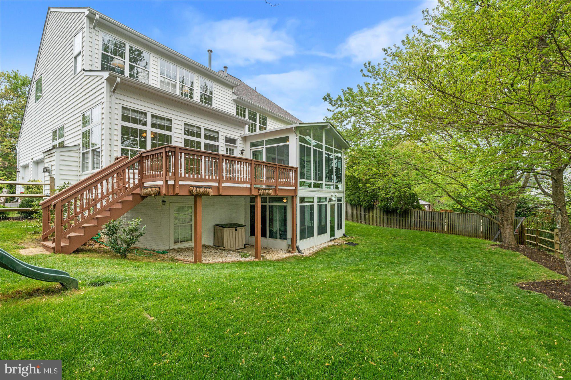 3810 Colonial Ave