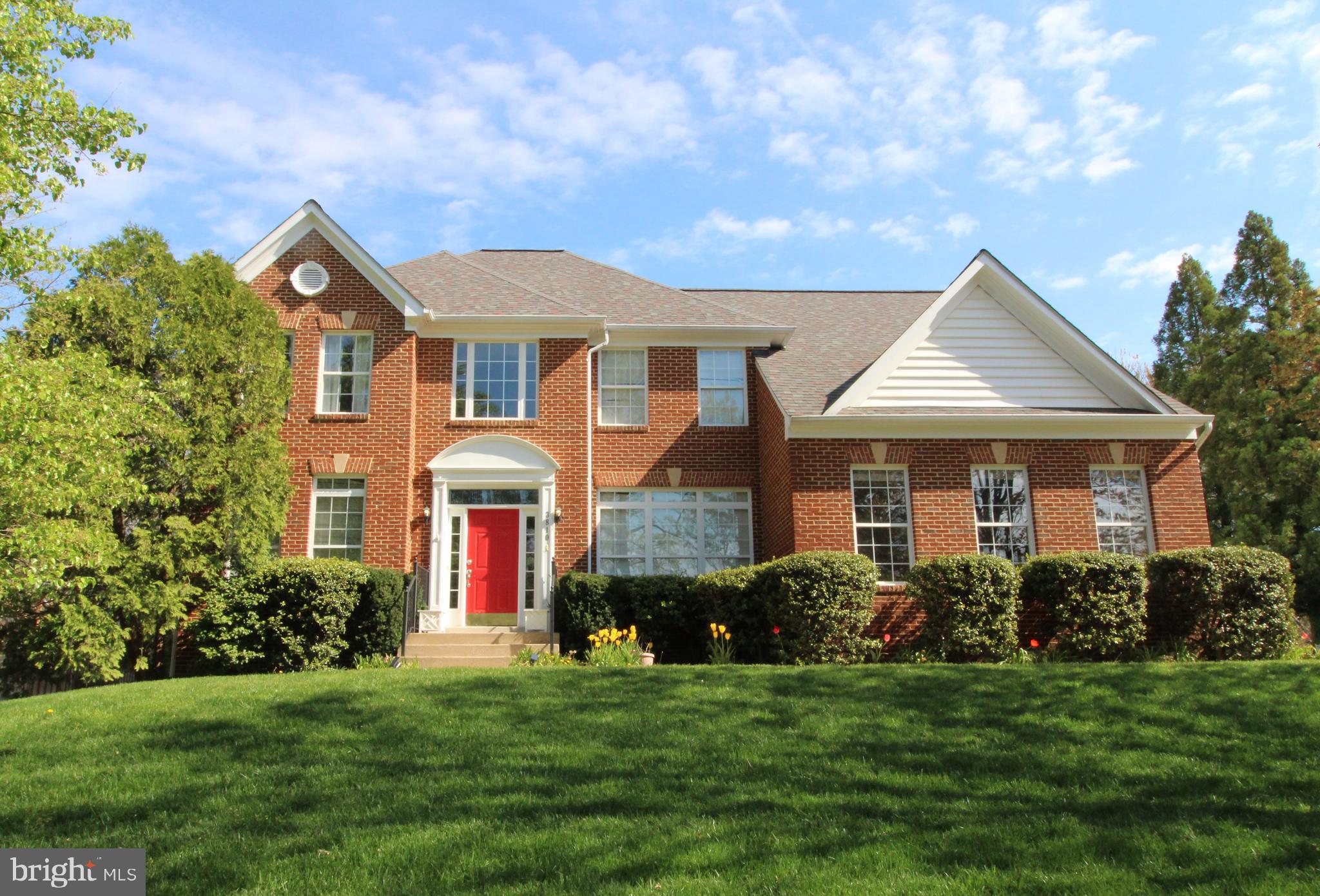 3810 Colonial Ave