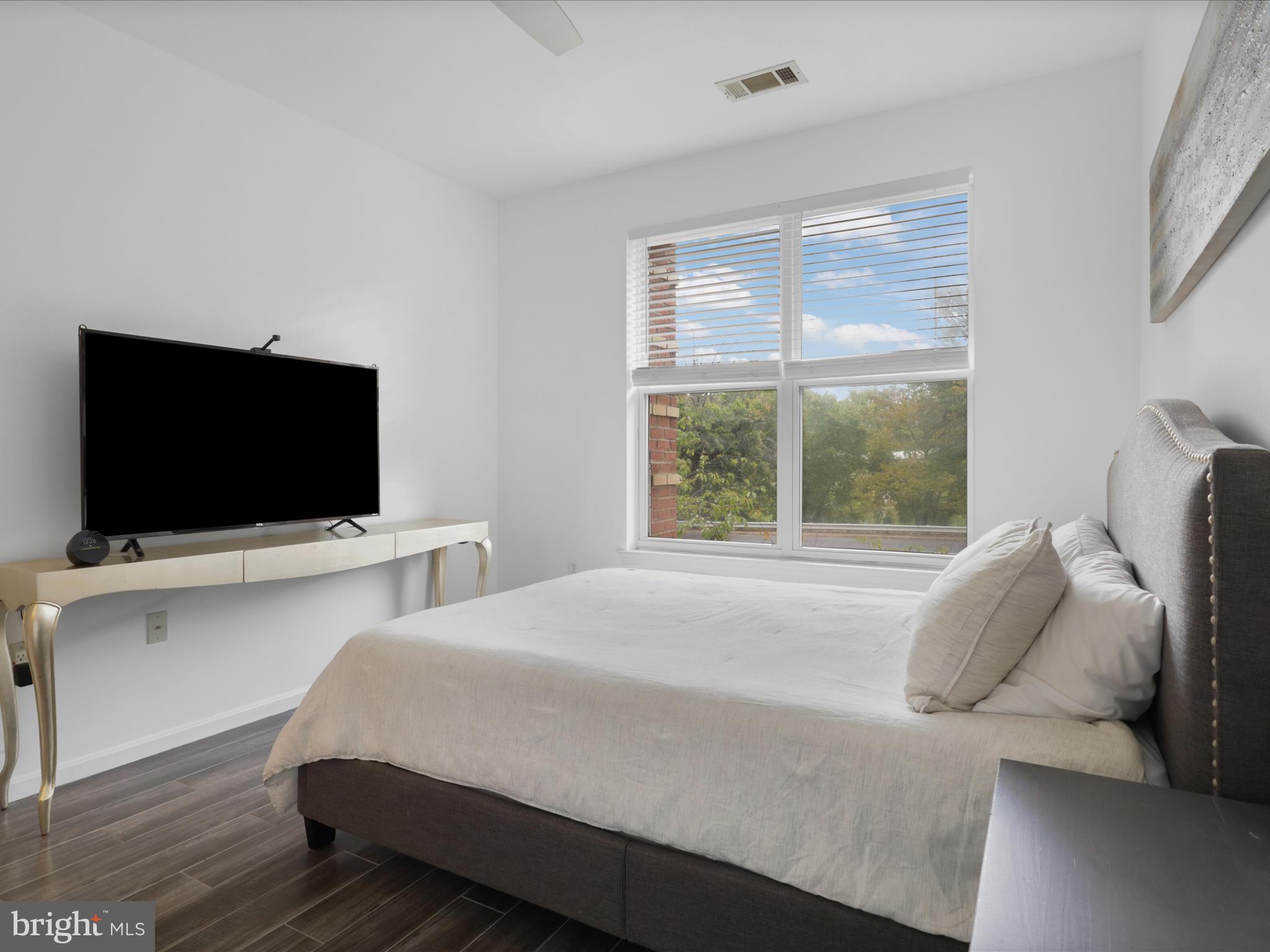 9480 Virginia Center Blvd #107