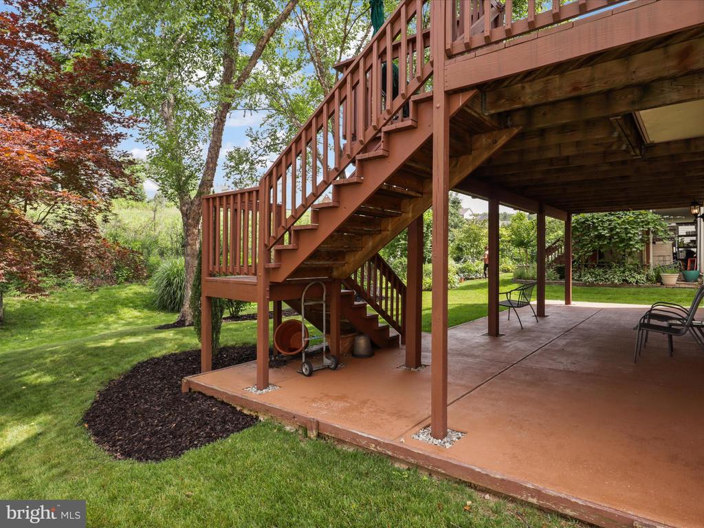 5422 Castle Bar Ln