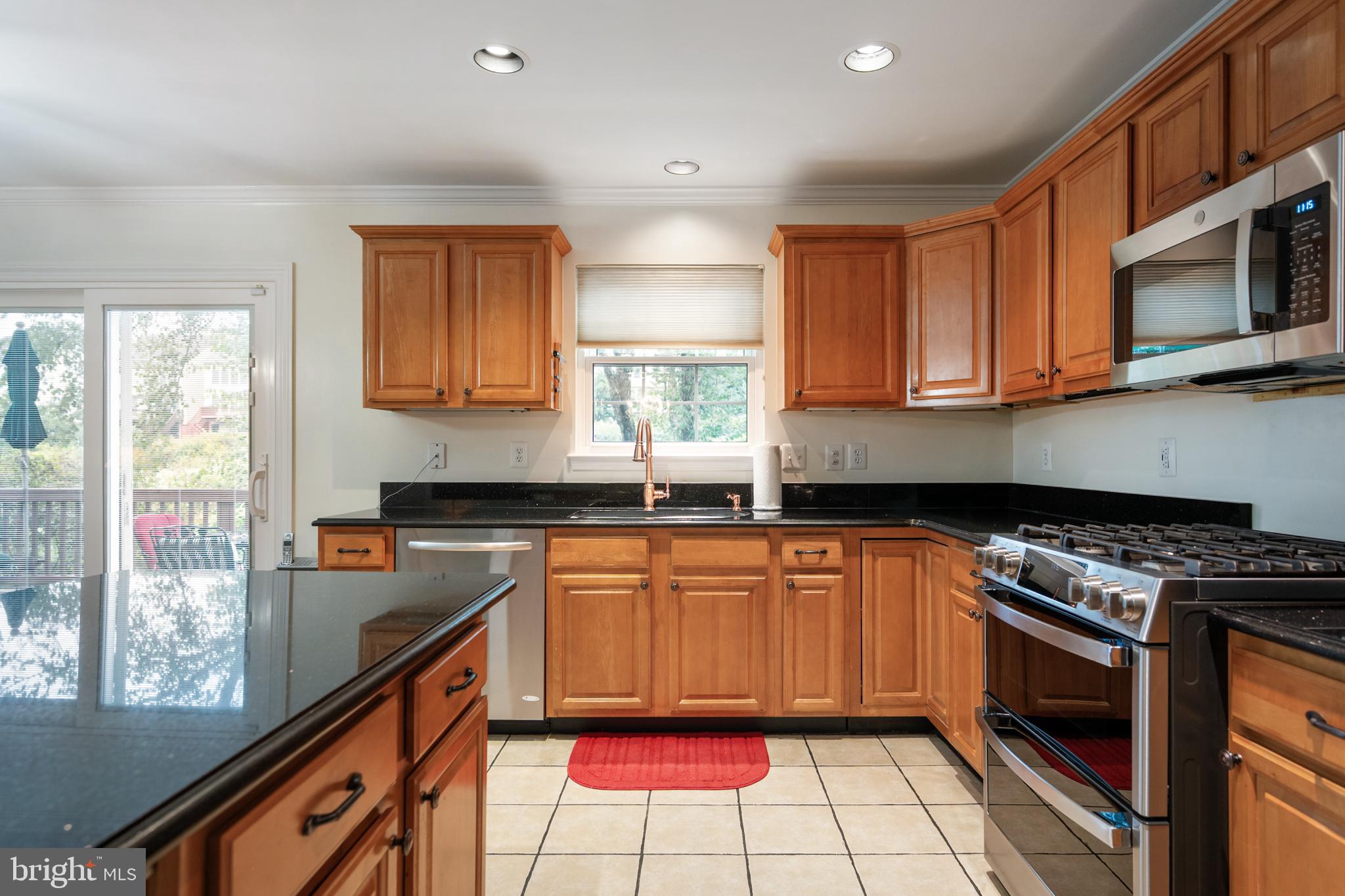 5422 Castle Bar Ln
