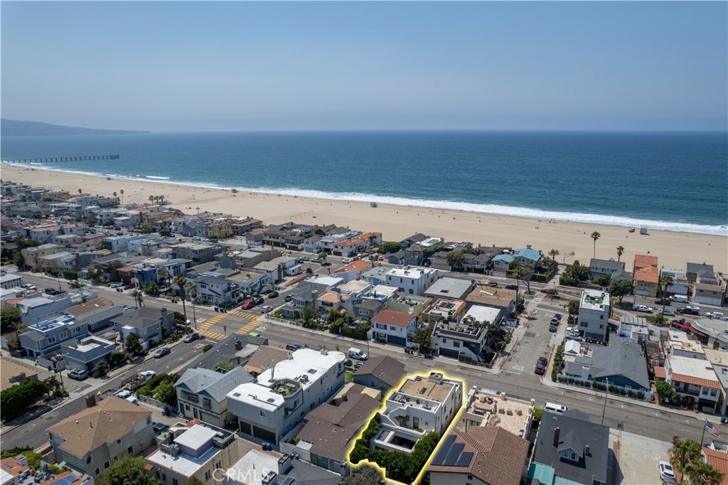 2540 Manhattan Avenue