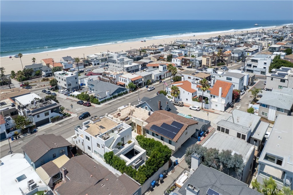 2540 Manhattan Avenue