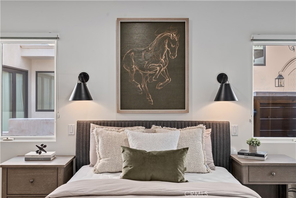 2540 Manhattan Avenue