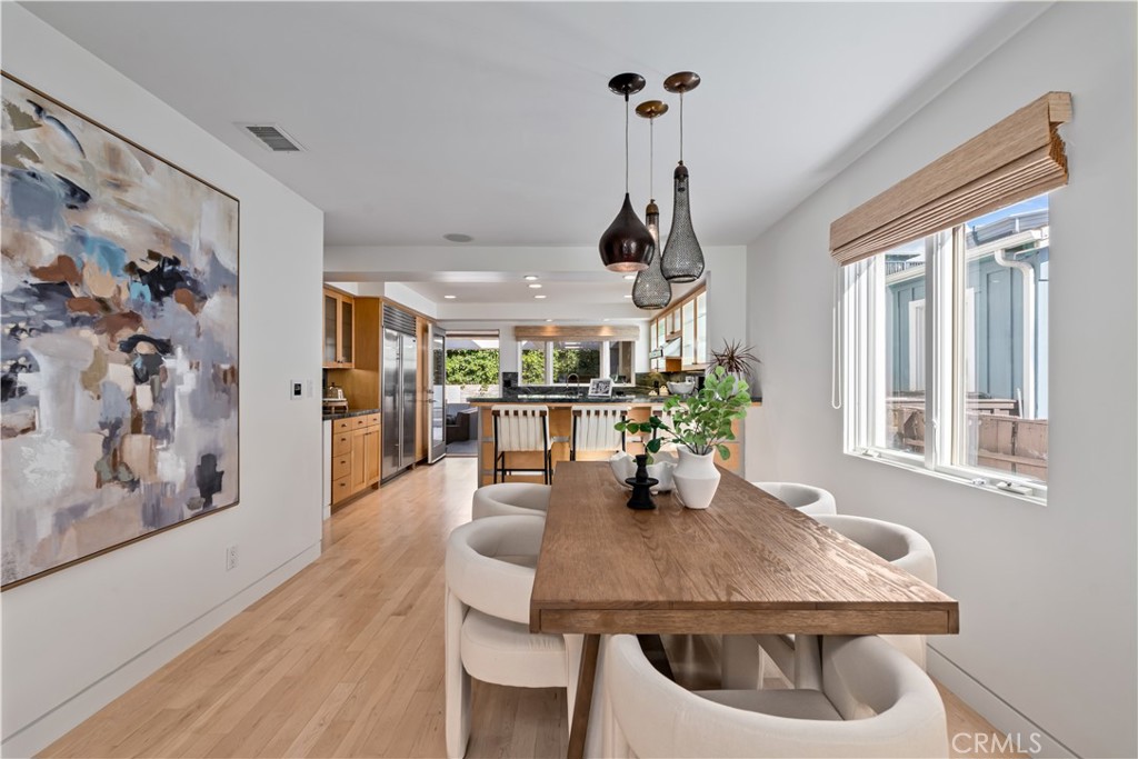 2540 Manhattan Avenue