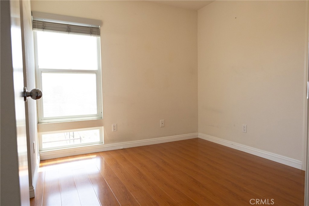 13707 S Budlong Avenue 118