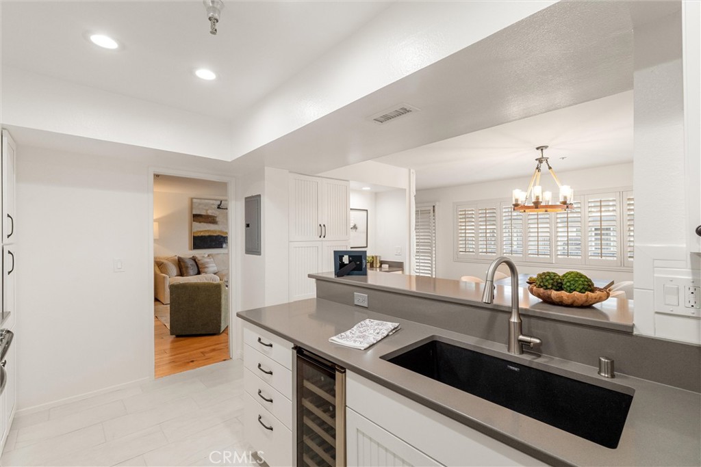 230 S Catalina Avenue 316