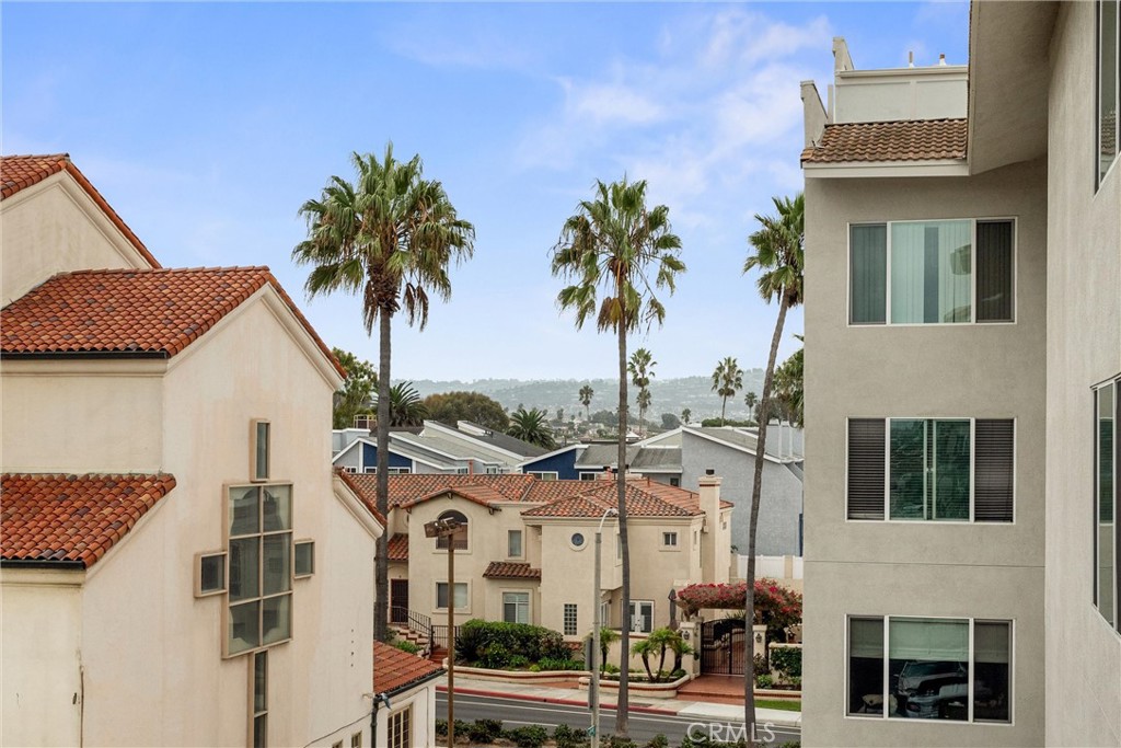 230 S Catalina Avenue 316