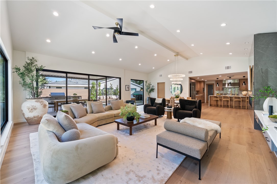 2989 Ceylon Drive