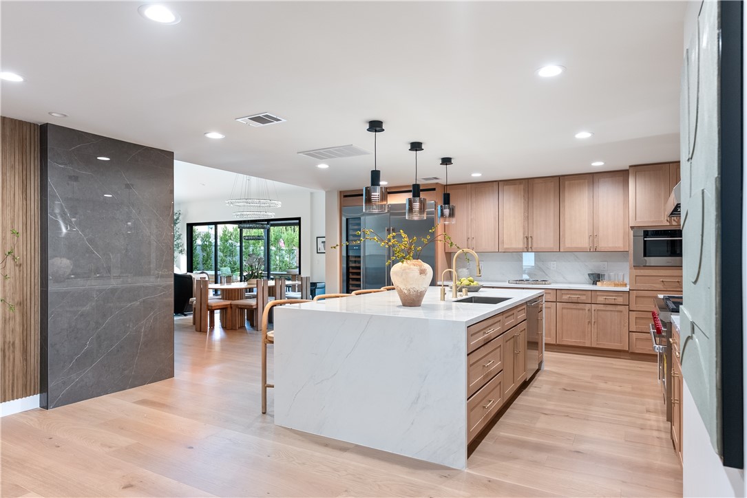 2989 Ceylon Drive