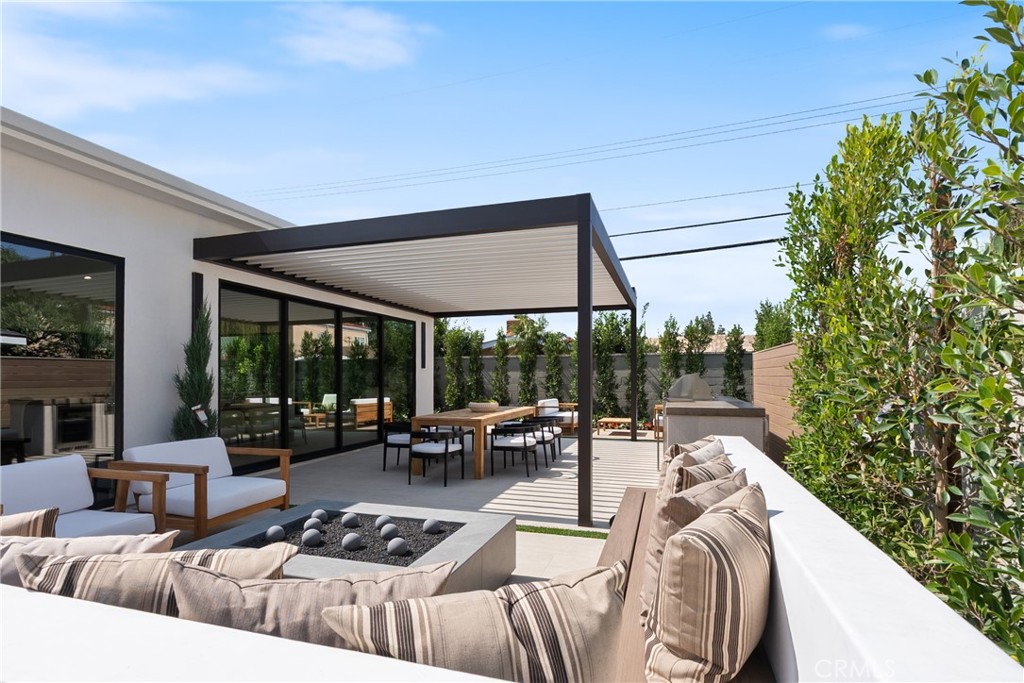 2989 Ceylon Drive