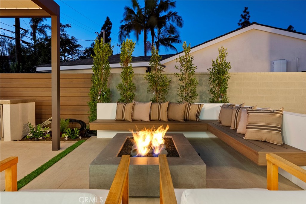 2989 Ceylon Drive