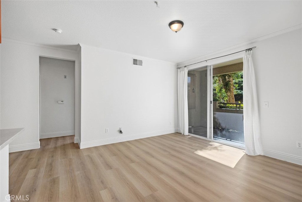 22681 Oakgrove 613