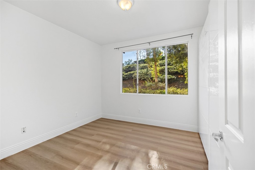 22681 Oakgrove 613