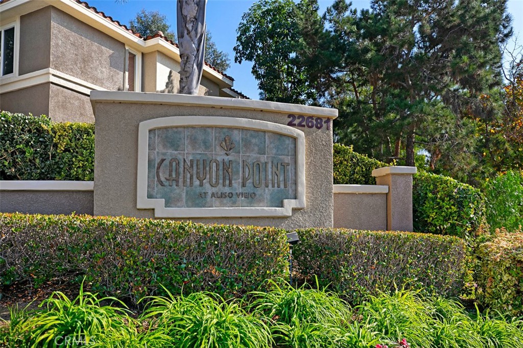 22681 Oakgrove 613