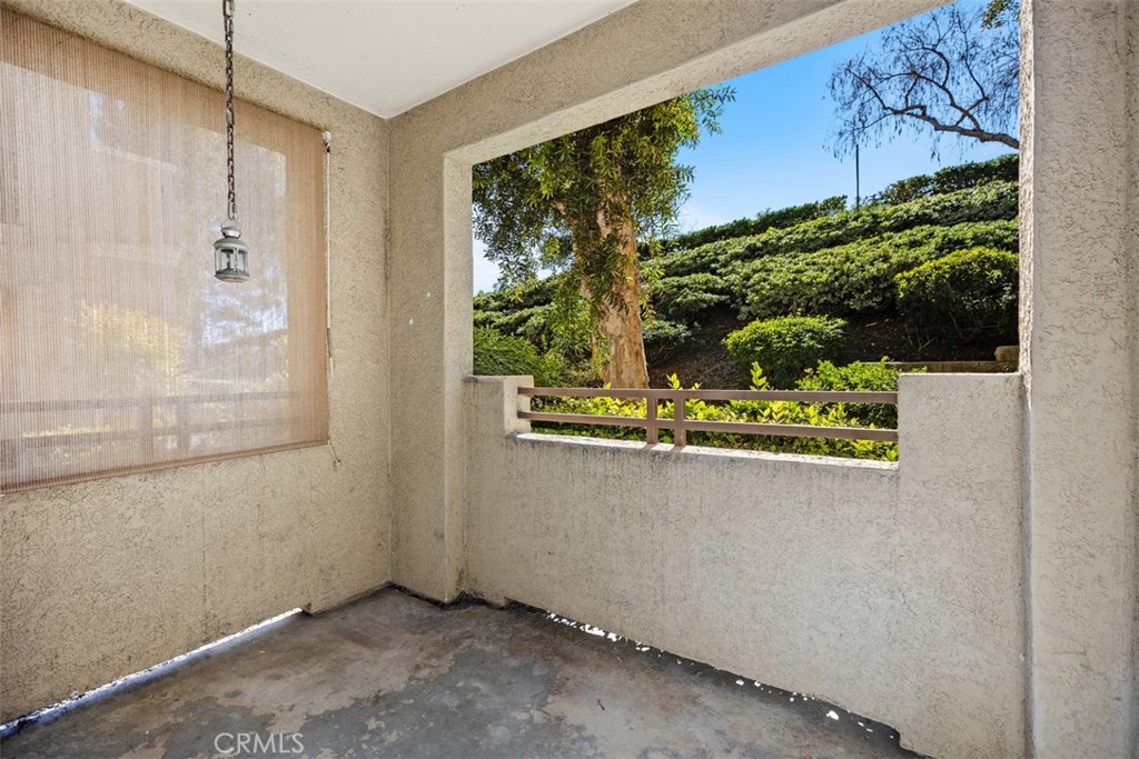 22681 Oakgrove 613