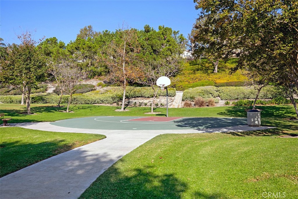 22681 Oakgrove 613