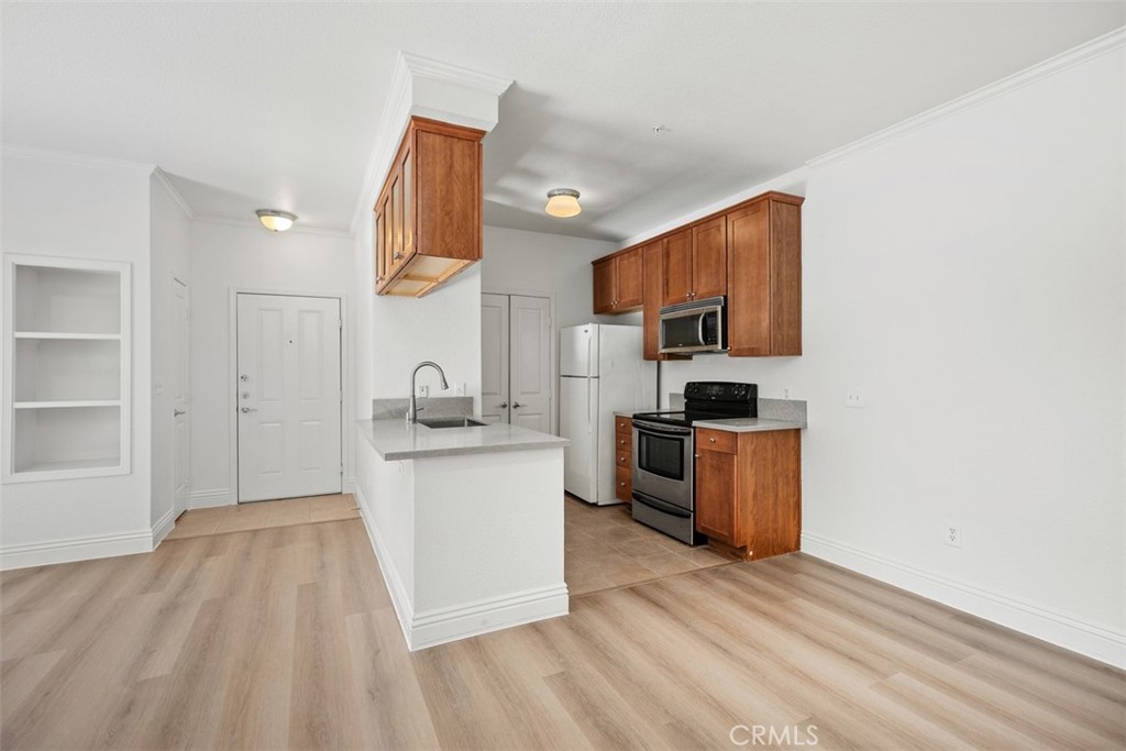 22681 Oakgrove 613