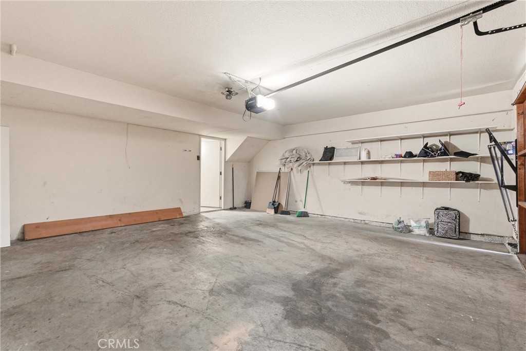 15111 Freeman Avenue 84