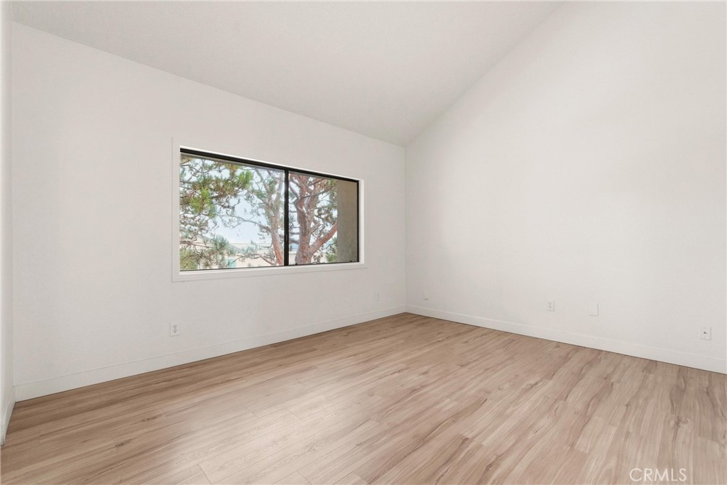15111 Freeman Avenue 84