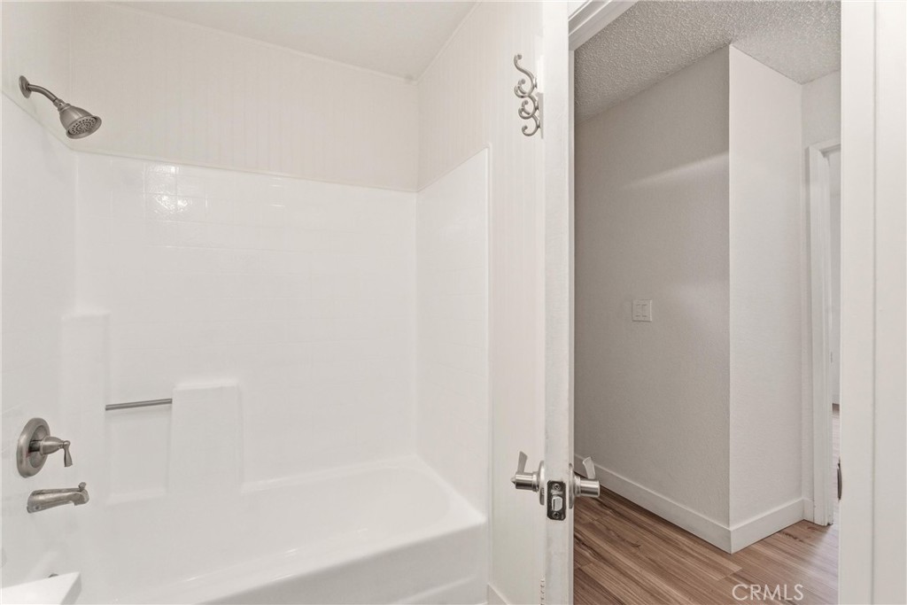 15111 Freeman Avenue 84