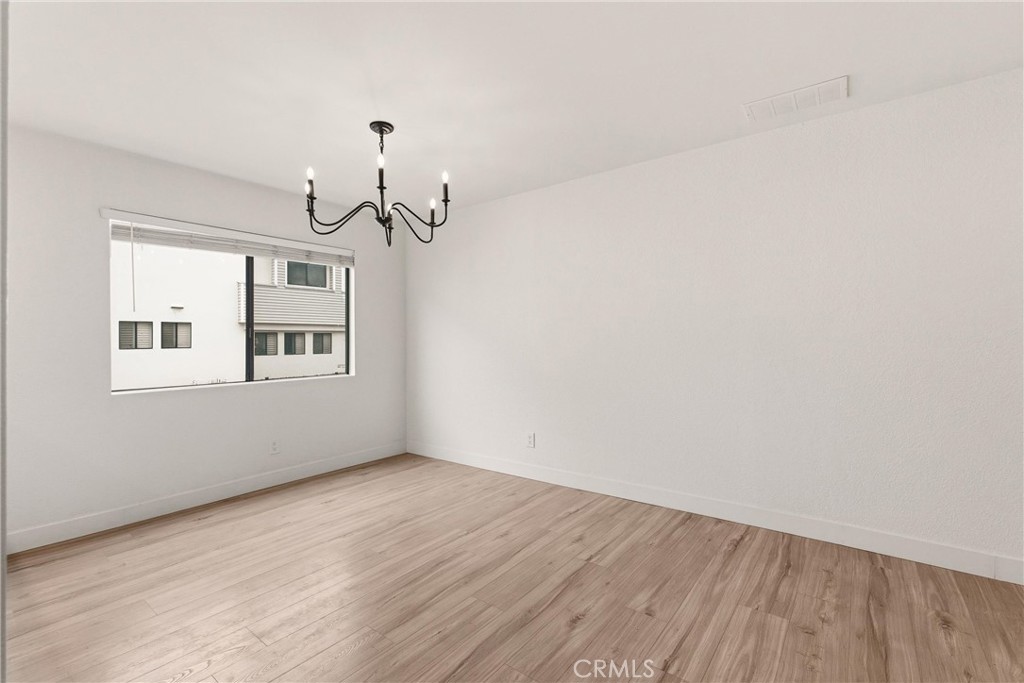 15111 Freeman Avenue 84