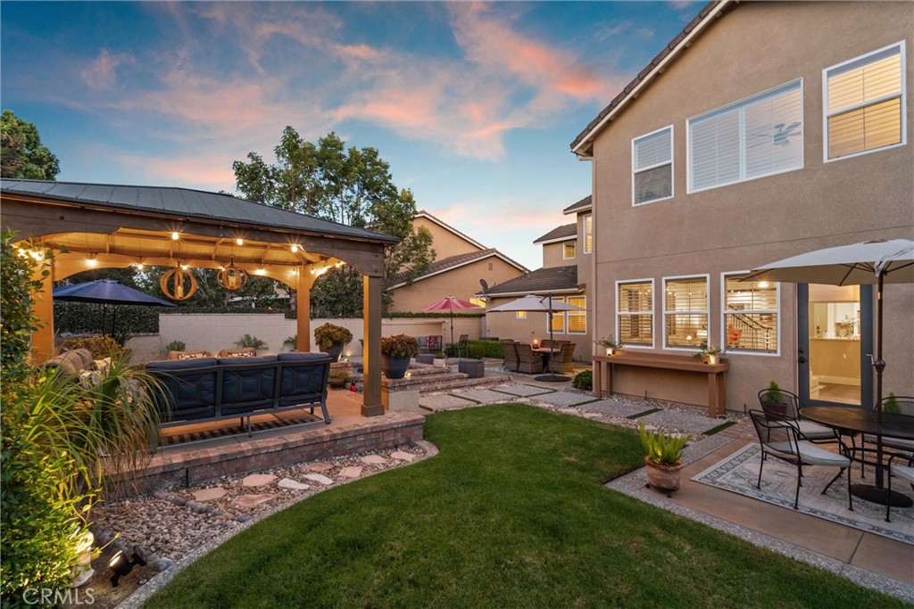 2440 N Highwood Road