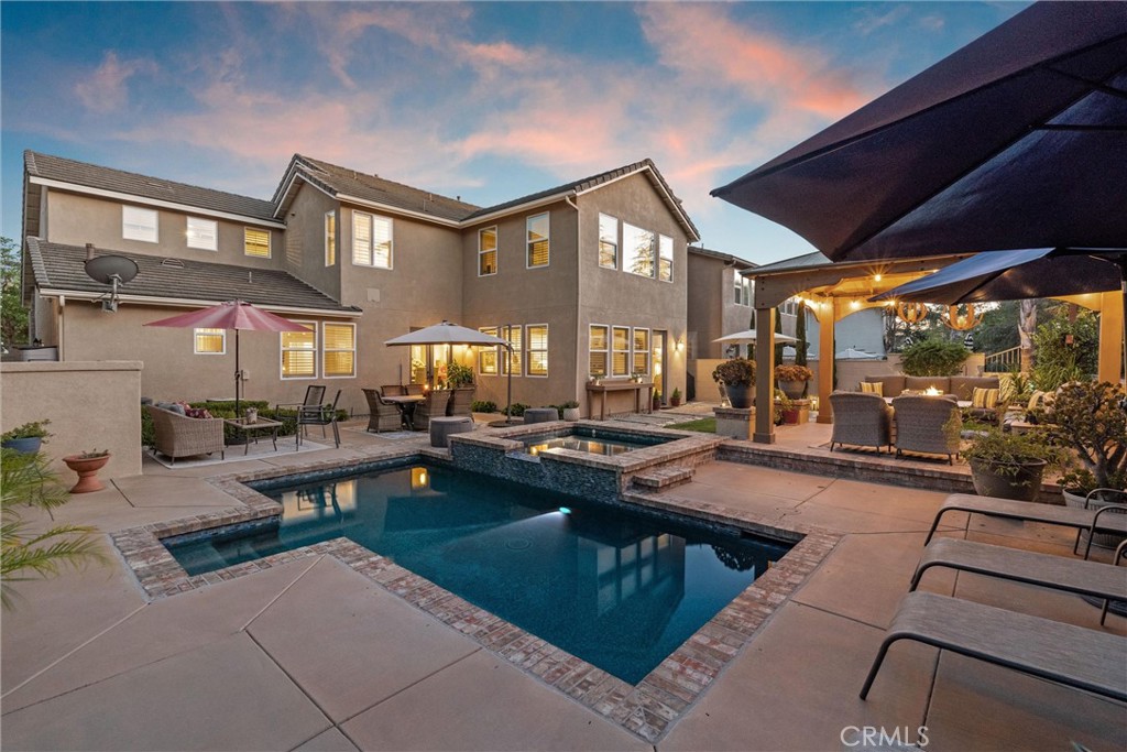 2440 N Highwood Road