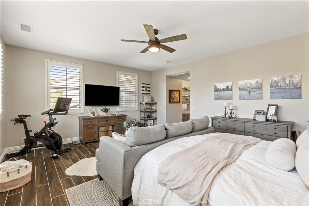 2440 N Highwood Road