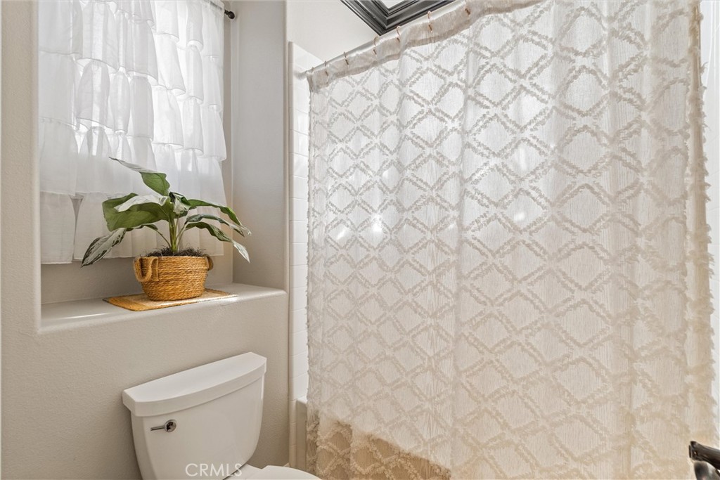 2440 N Highwood Road