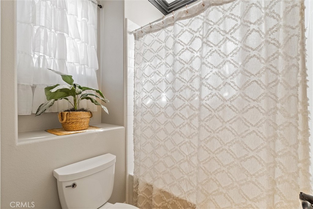 2440 N Highwood Road