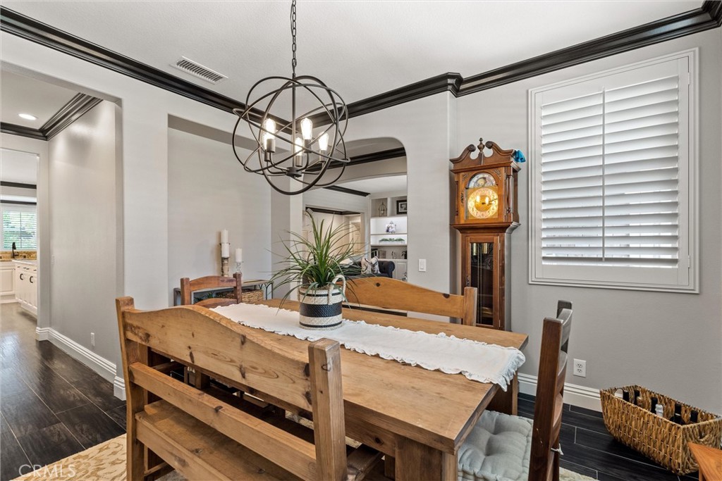 2440 N Highwood Road