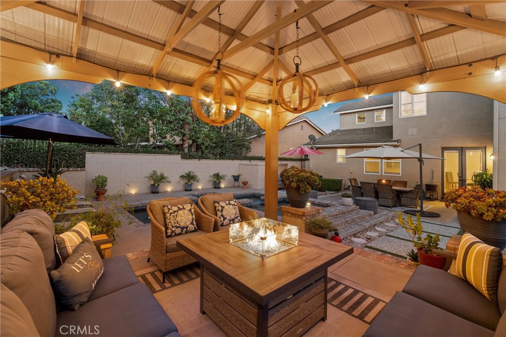 2440 N Highwood Road